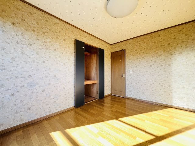 【寝室】 | 児玉郡神川町大字新里　中古戸建