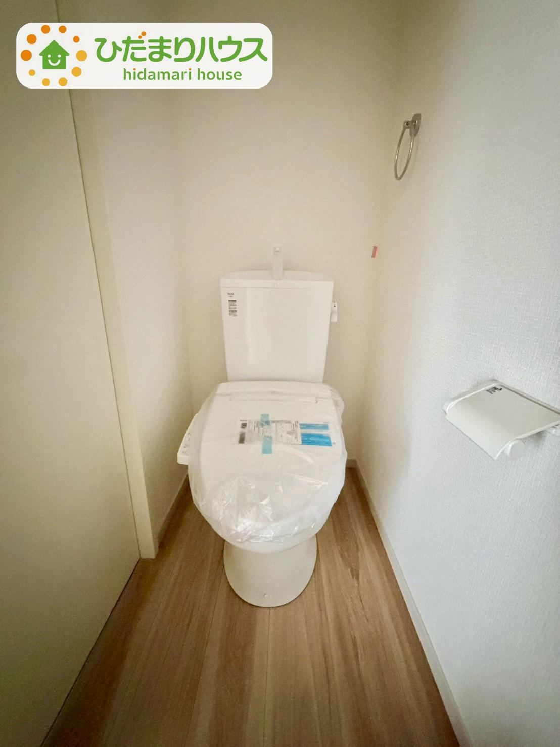 野田市山崎22期　新築戸建　1号棟のトイレ|1・2階にトイレあり。階段を降りなくてもいいので、高齢者の方も優しい☆彡							
