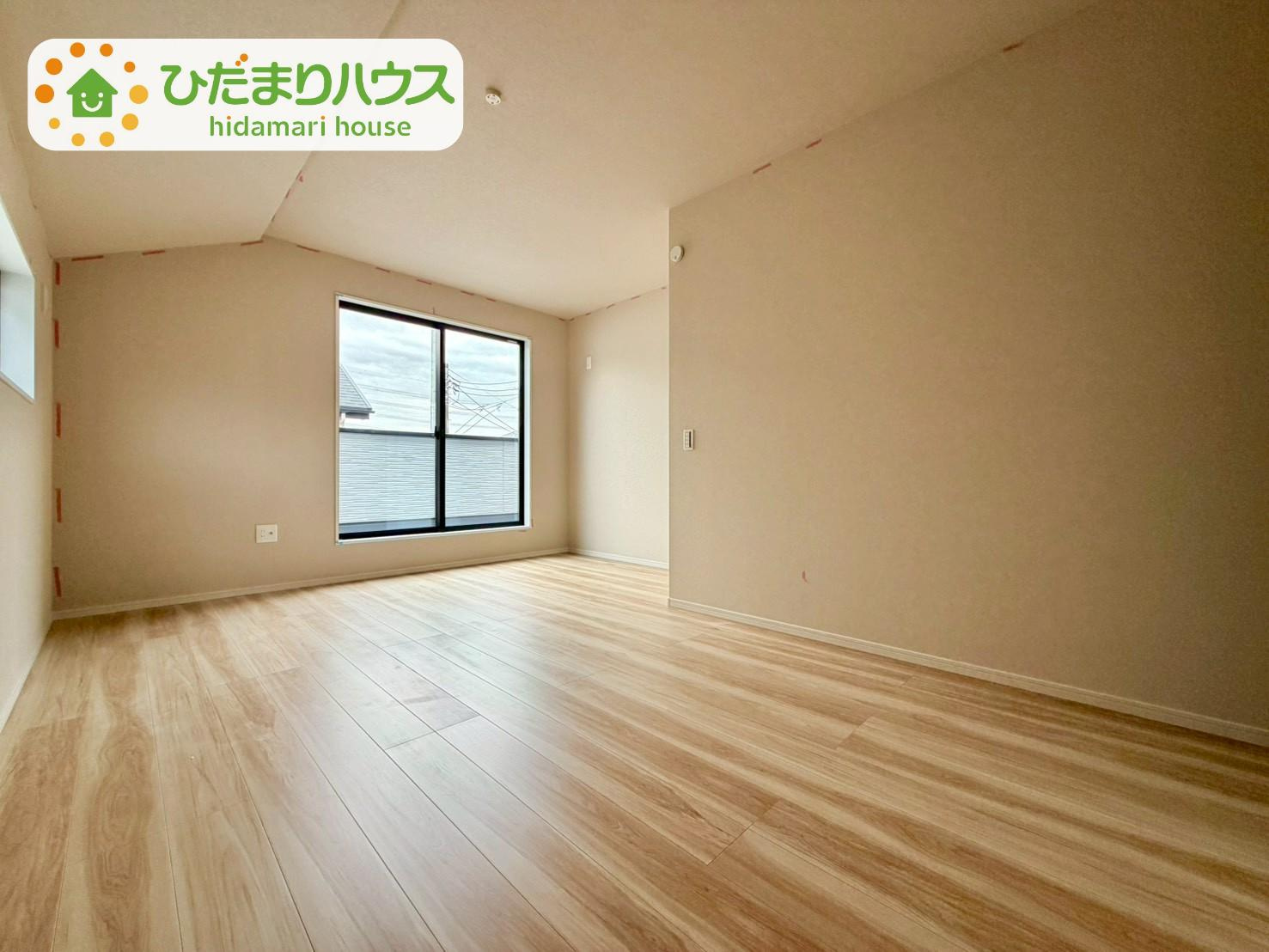 野田市山崎22期　新築戸建　1号棟の洋室|ゆとりのある主寝室！ご家族全員で寝れちゃいます(^^♪						
