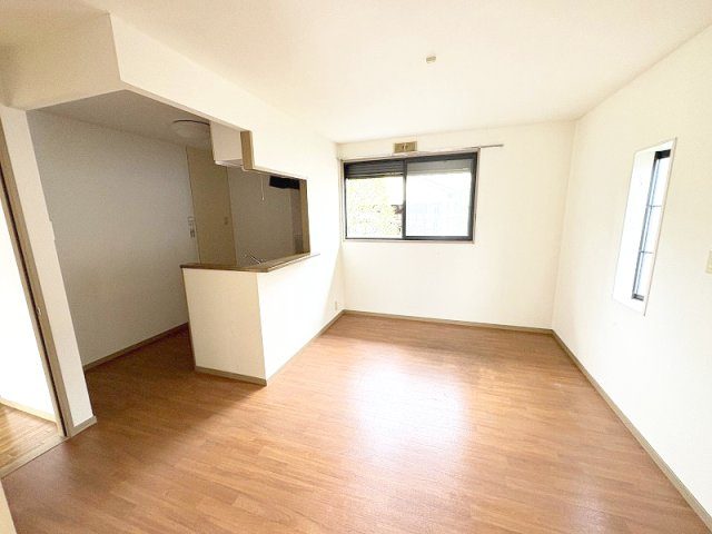 【居間・リビング】 | グランドゥールハイツD