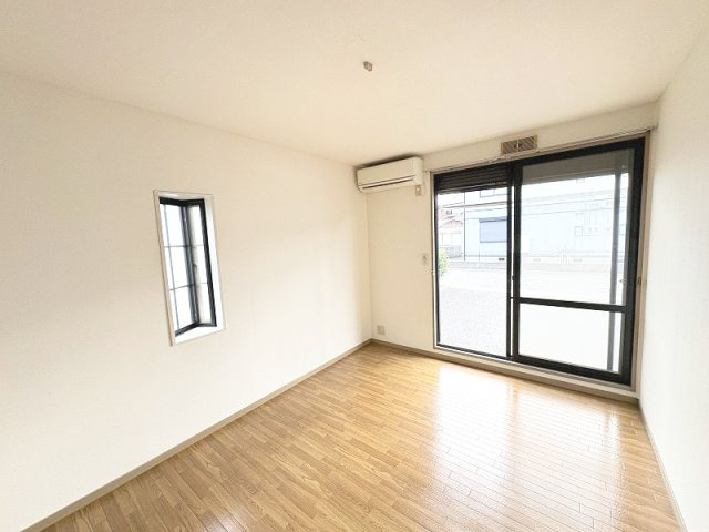 【寝室】 | グランドゥールハイツD