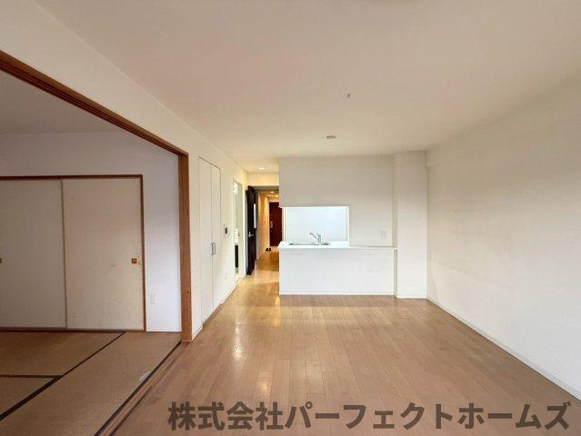 【居間・リビング】の画像