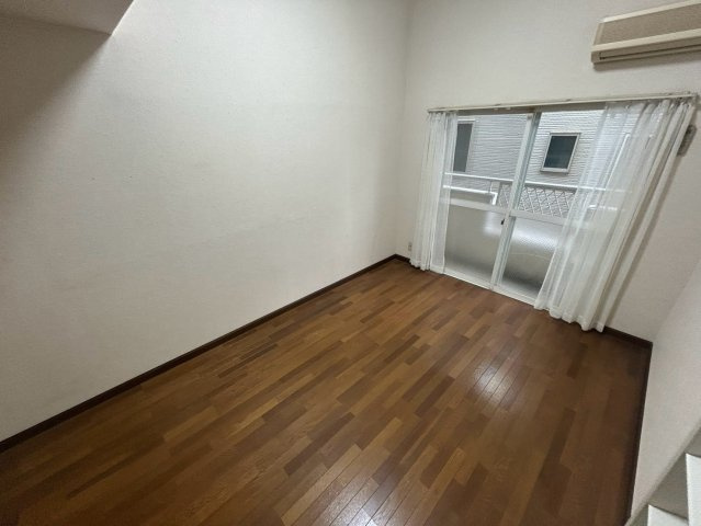 アミティエ山手の居間・リビング