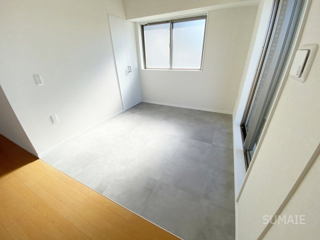 LaSante浦和常盤公園の居間・リビング|雰囲気の変わるリビングスペース！