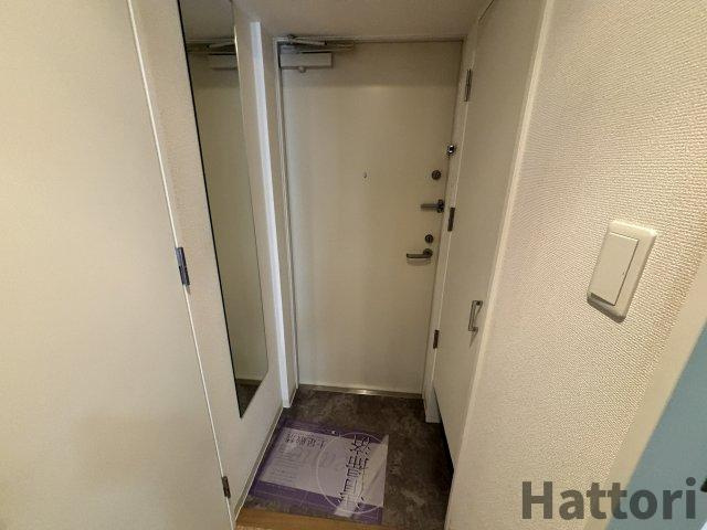 セレニテ新大阪カルムの玄関