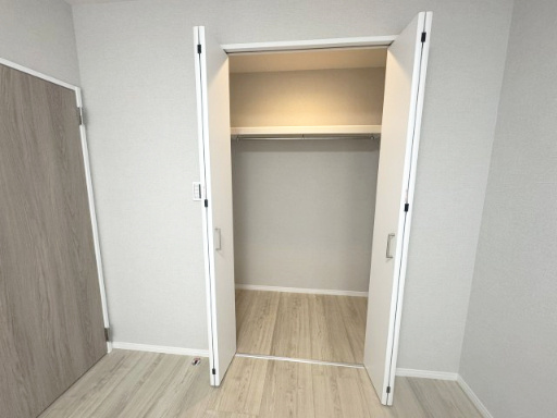 6帖用室ウォークインクローゼット