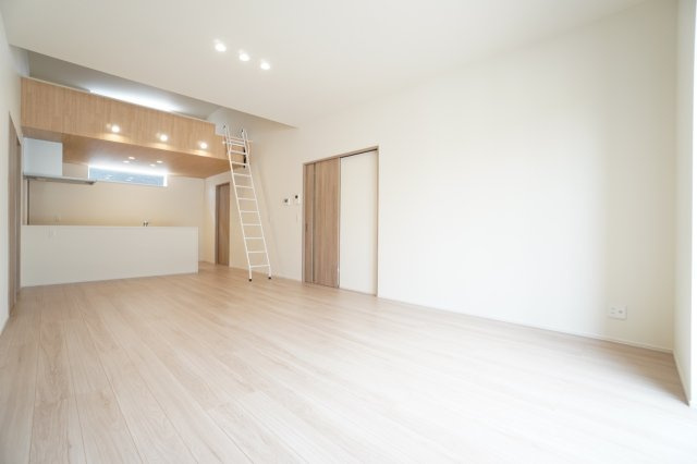 【居間・リビング】