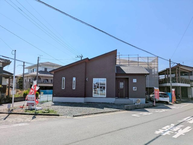 柳川市吉原の新築一戸建の前面道路含む現地写真