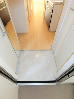 【玄関】 | フローラ