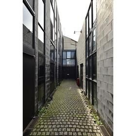 石双居のエントランス