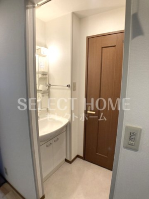  | モストフィールド上地