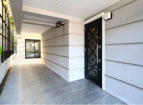 【エントランス】