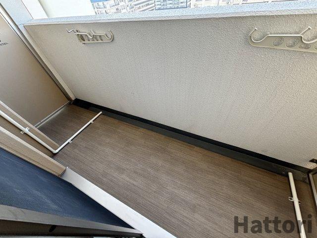 セレニテ新大阪カルムのバルコニー