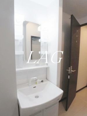 【洗面所】 | 寿マンション | 洗面台です。