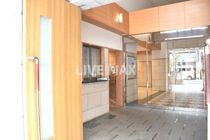 【エントランス】ベラジオ烏丸御池Ⅱ 