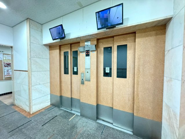 地下鉄東野駅徒歩３分の駅近マンション◆８階部分リフォーム済み３ＬＤＫ住戸◆進和山科ハイライフのその他共用部分|エレベーター