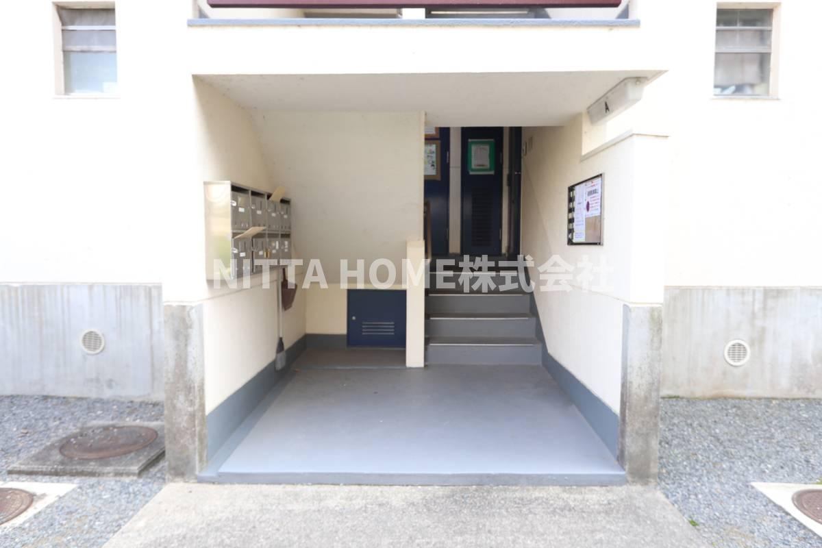 ビレッジハウス篠山2号棟のエントランス|物件入口部分です☆彡