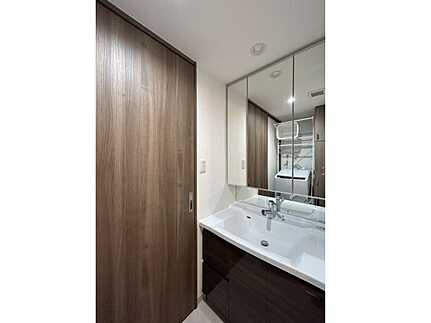 クレアホームズ祇園ザ・レジデンスの独立洗面台