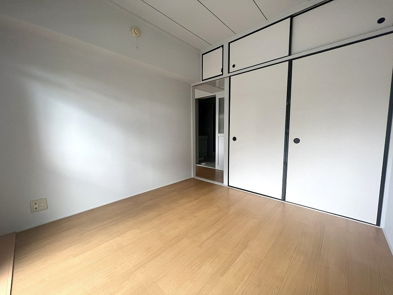 御所市大字多田の賃貸マンションの内装