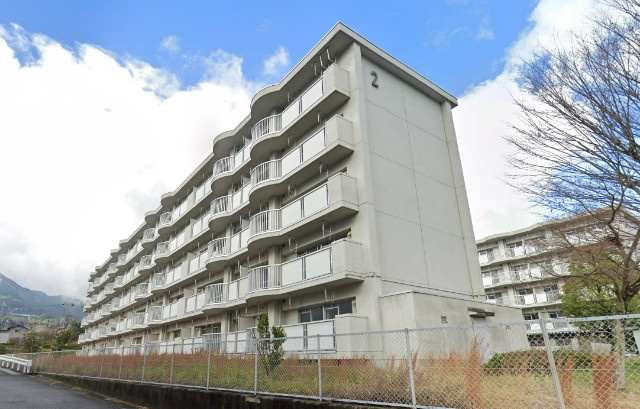 御所市大字多田の賃貸マンションの外観