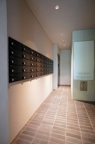 プライムメゾン浅草イーストのその他共用部分|メールボックス・宅配ボックス