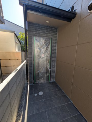 【エントランス】 | Gladvis二条式部