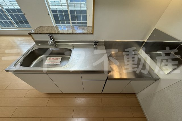 クリスタルガーデンリリーのキッチン|キッチンです