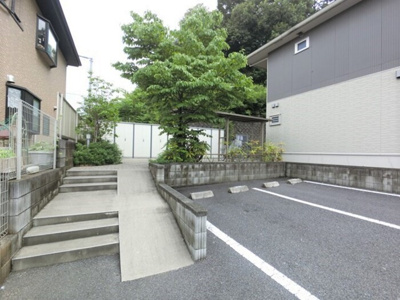 【エントランス】 | マロニエＫＩＮＵ