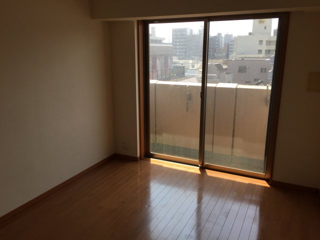 ドルチェ東京深川壱番館の居間・リビング