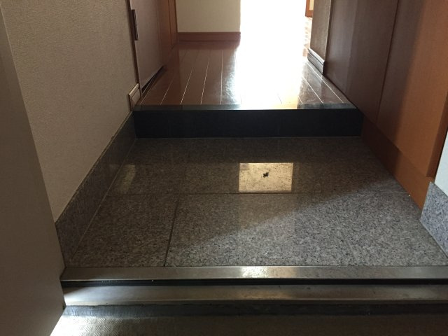 ドルチェ東京深川壱番館の玄関