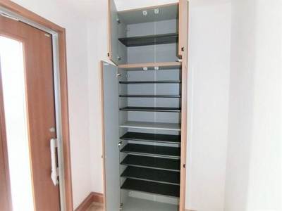 【玄関】 | ラテルネ本八幡