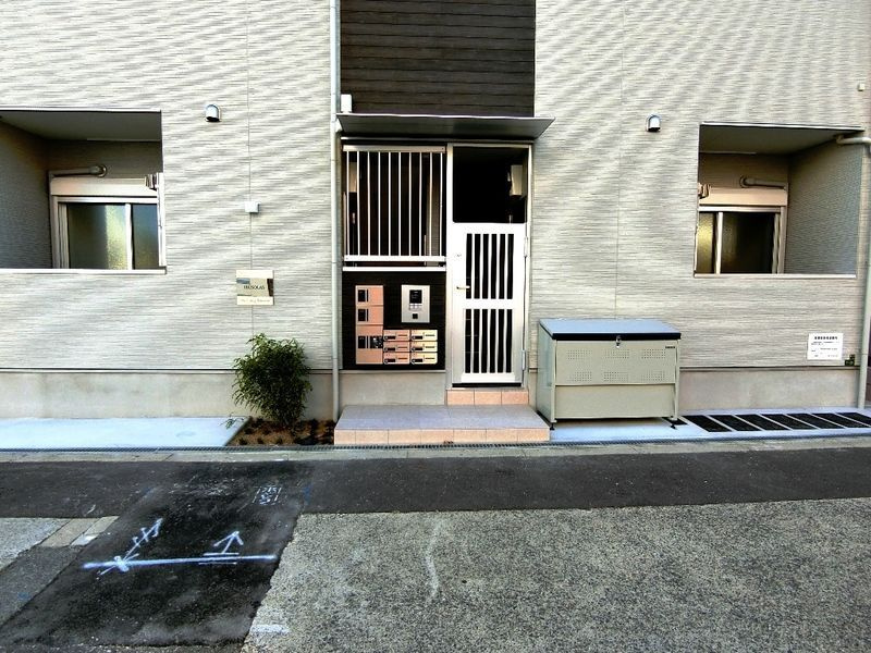 IBUSOLASのエントランス