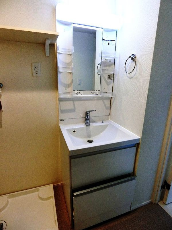 IBUSOLASの洗面所