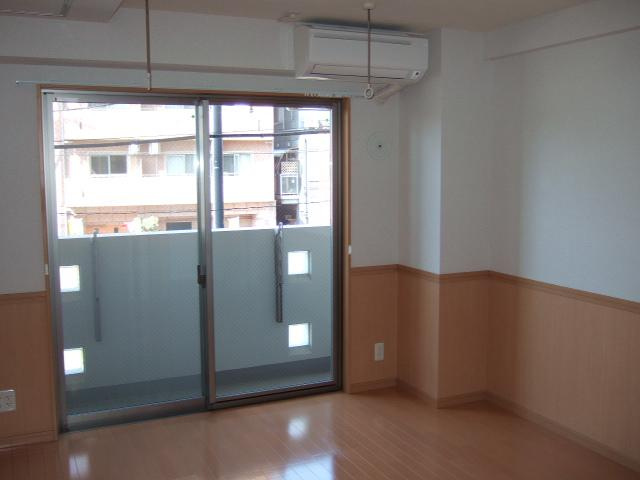 ウィスタリアの居間・リビング