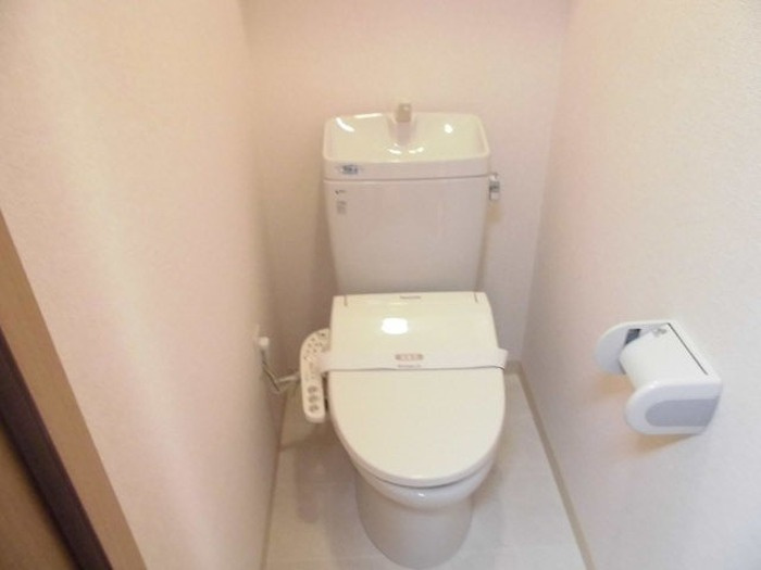 ウィスタリアのトイレ