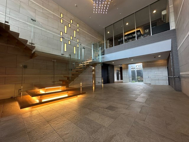 【ロビー】 | THE　TOSU　TOWER　TWENTY