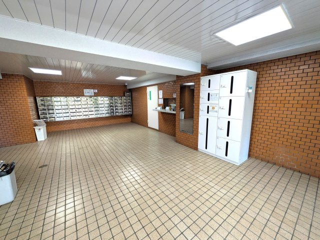 ニューライフ大森の居間・リビング