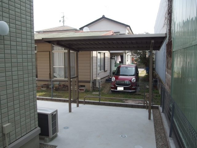 サンブレスの駐車場