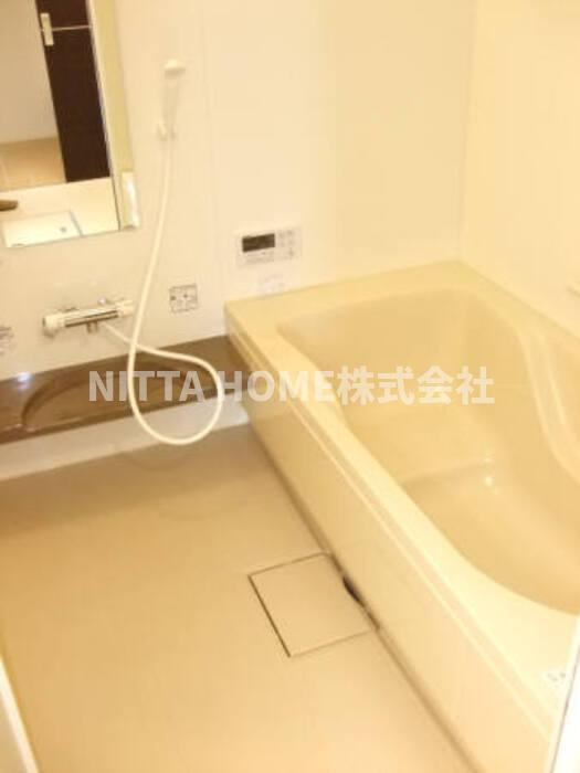 リヴィエールの浴室|追い焚き機能がついているバスルーム◇