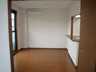 【居間・リビング】 | ヒンメルブロー (ＨＩＭＭＥＬ ＢＬＡ) | リビング