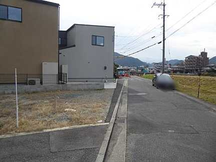 広島市安佐北区可部東５丁目　土地の前面道路含む現地写真