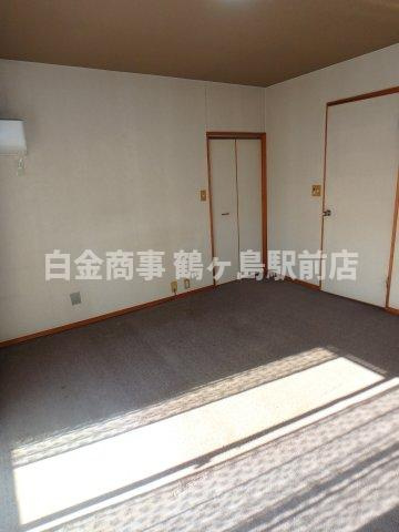 川越市川鶴中古戸建の洋室