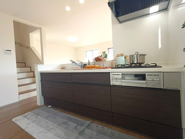 三郷市　戸ケ崎　新築戸建　全2棟のキッチン|施工例です