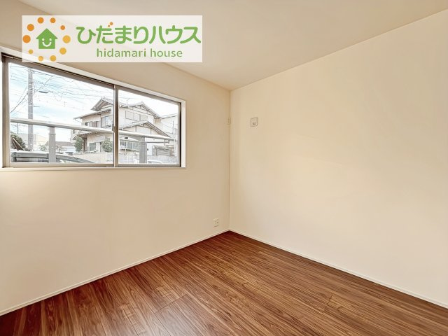 【洋室】 | 第1取手市野々井　新築戸建 | お掃除しやすく、清潔感を保てるのでダニも発生しにくいフローリング♪