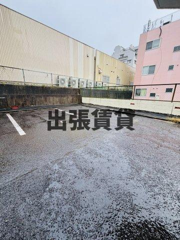 仲介手数料！メゾンアイレスの駐車場