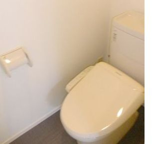 【トイレ】 | レジデンス高久 | 清潔感のあるトイレです
