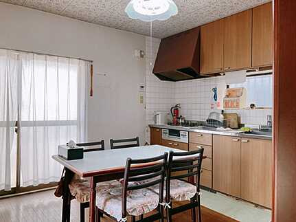 佐伯区美鈴が丘西３丁目の居間・リビング