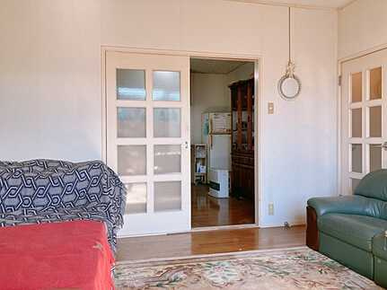 佐伯区美鈴が丘西３丁目の居間・リビング