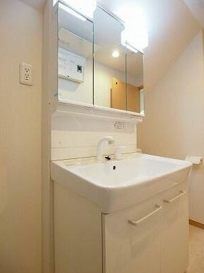 【独立洗面台】 | TFハウス杉並 | 嬉しい独立洗面台付き。