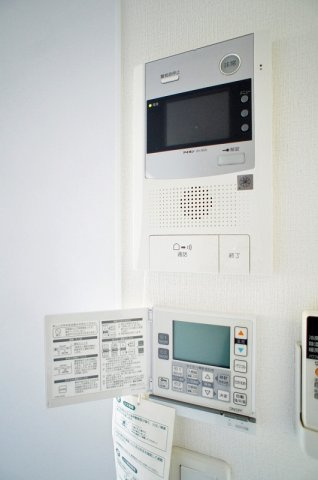 プライムメゾン江古田の杜ウェストのセキュリティ|TVインターホン・床暖房リモコン
